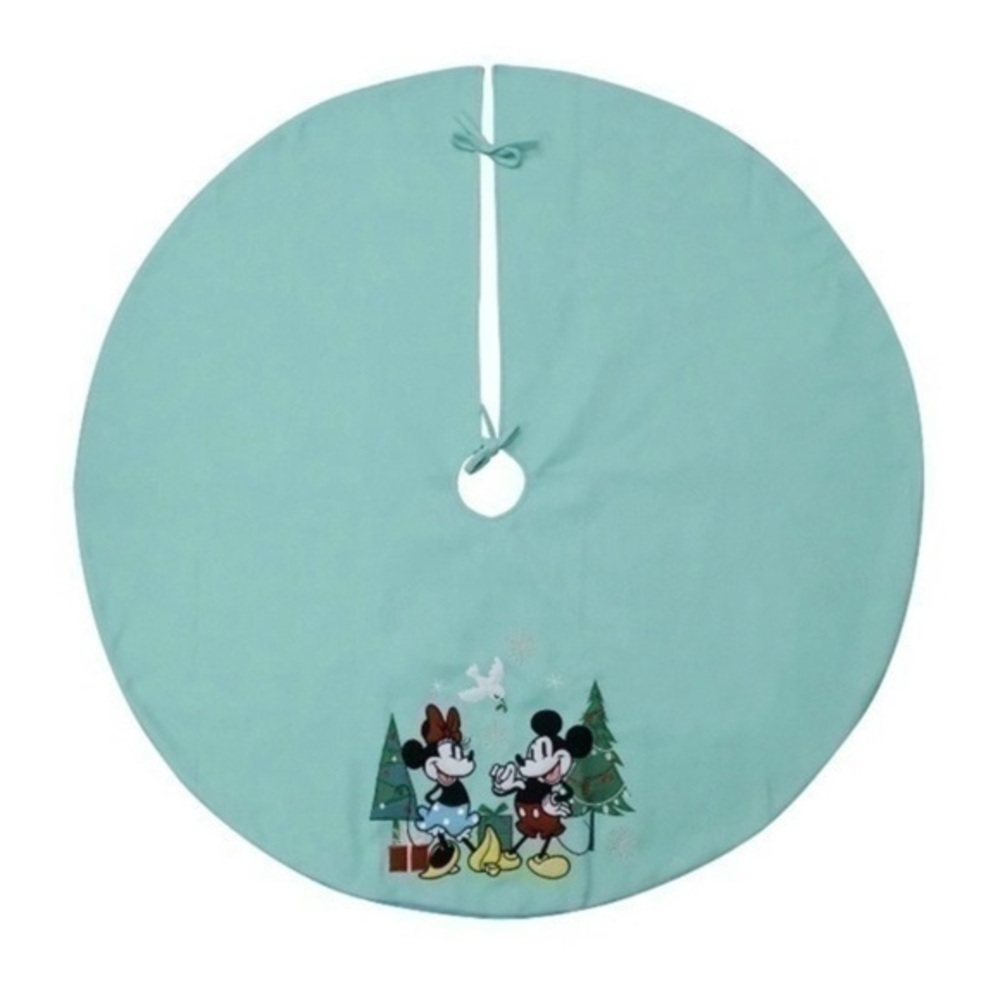 NWT. Disney Christmas Tree Skirt with Mickey and Minnie